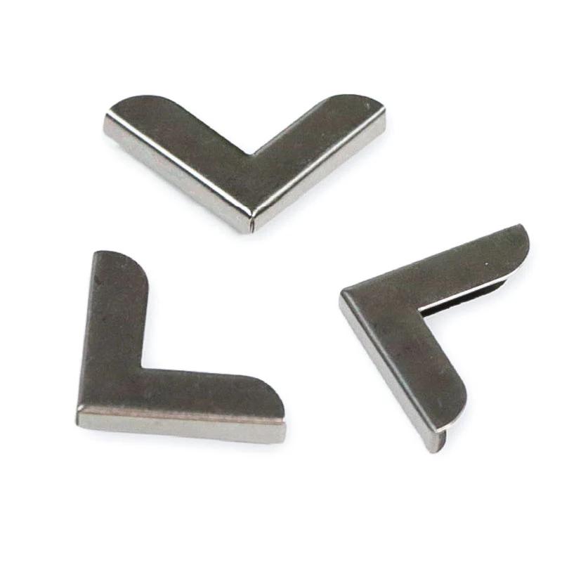 Sallie Tomato 3/4" Metal Corners Package of 10 - Gunmetal