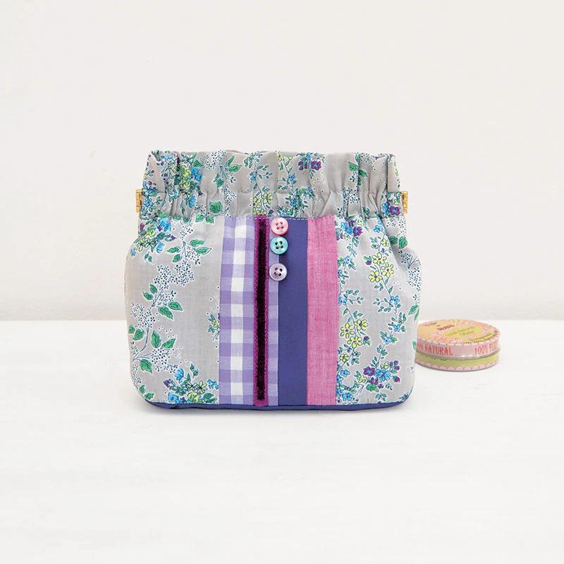 Pretty Patchwork Squeeze Pouch Kit