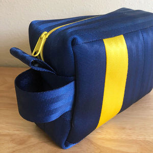 Dapper Dopp Seat Belt Kit - Yellow/Navy