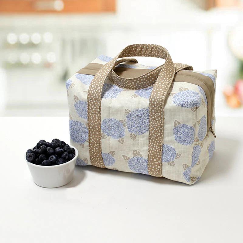 Zippity-Do-Done™ Insulated Lunchbox Tote - Camel Zipper