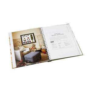 Handmade Memories - A Celebration of Quilts & Projects for every Season