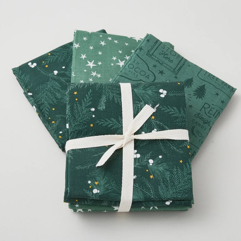 Old Fashioned Christmas Favorites - 3 Piece One Yard Bundle