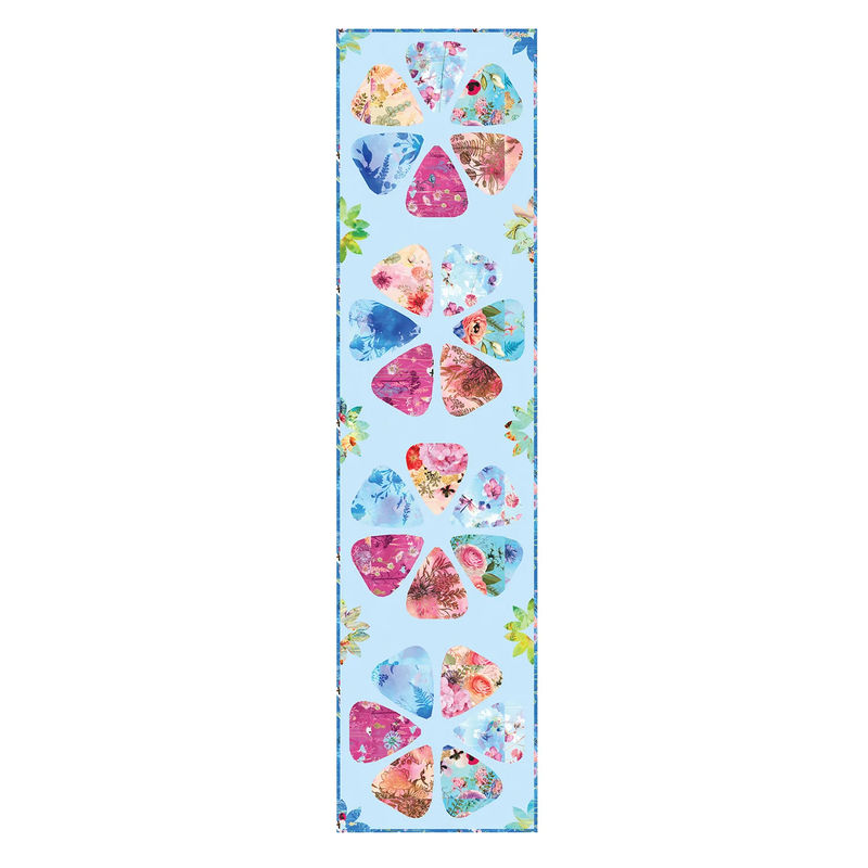 Berry Blossoms Table Runner Kit