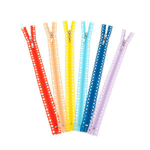 Missouri Star Fancy Zips 14" 6-pack - Stars and Hearts