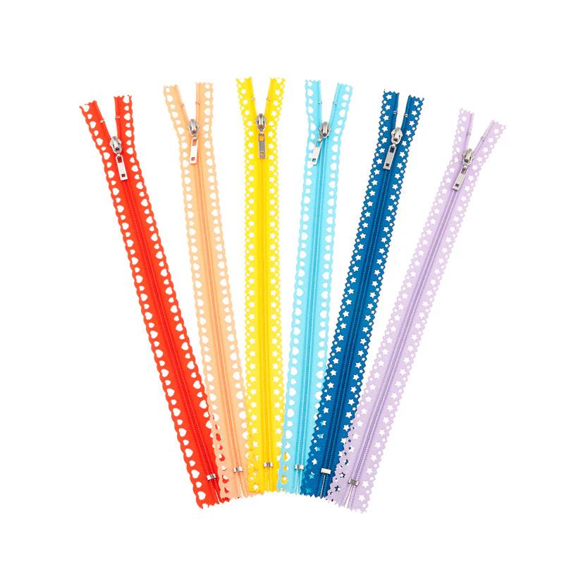 Missouri Star Fancy Zips 14" 6-pack - Stars and Hearts