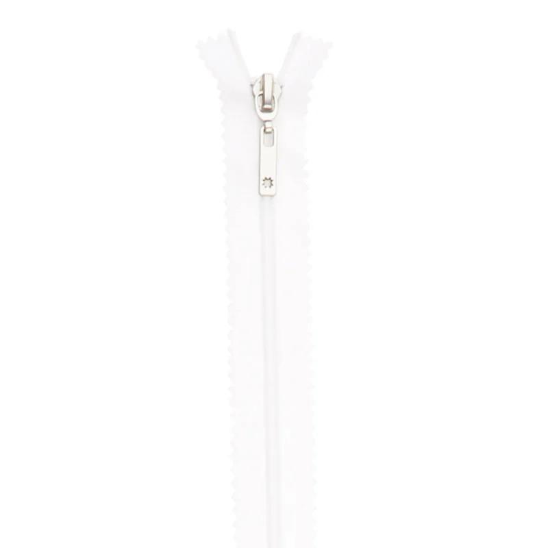 Missouri Star Fancy Zips 24" White