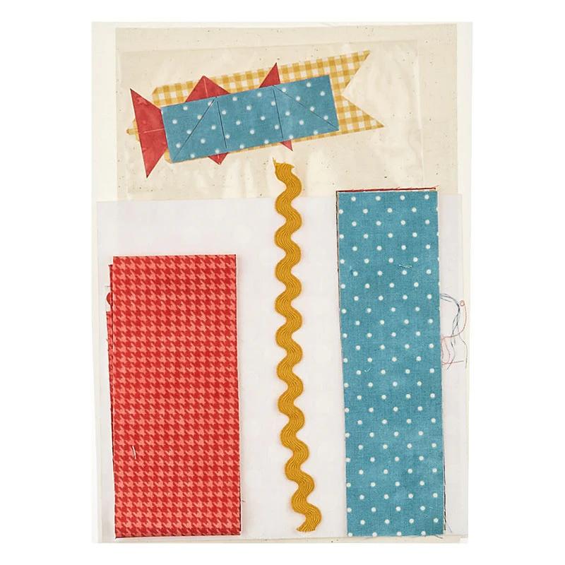 Carolina Lily Mug Rug Kit