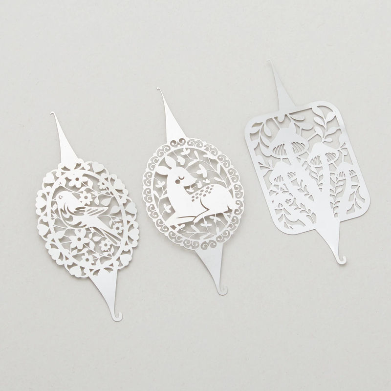 Woodland Needle Threaders