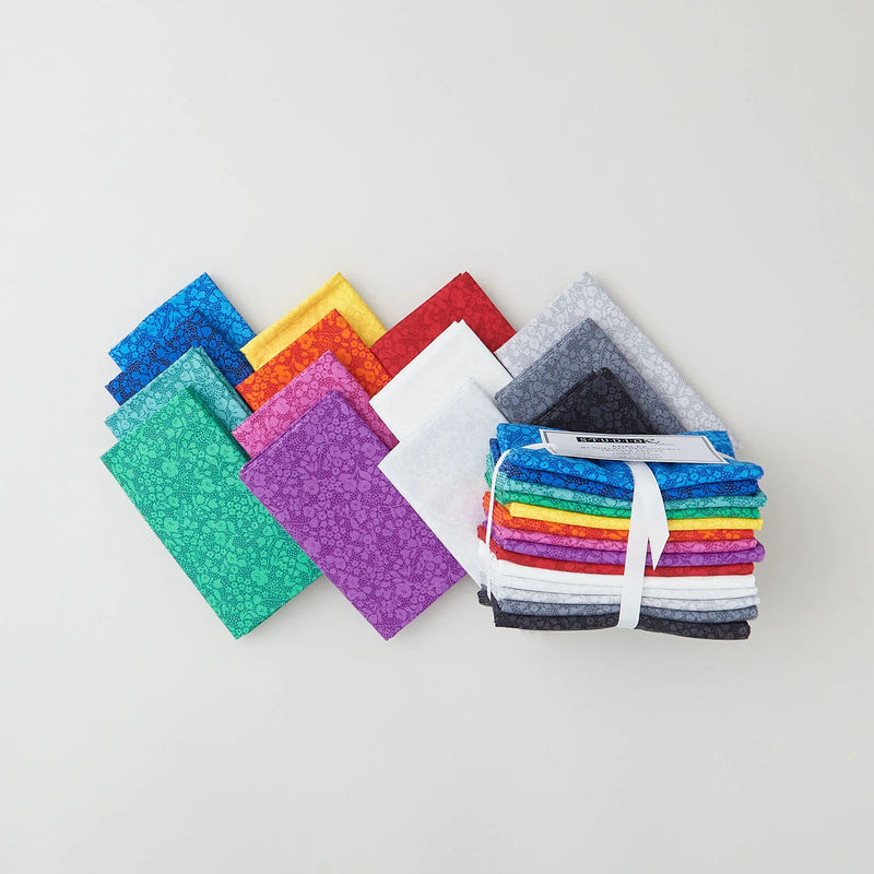 Adalee - Monotone Floral Favorites 14 Piece Fat Quarter Bundle