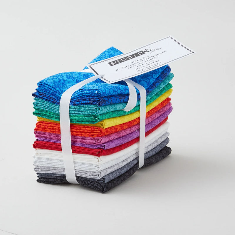 Adalee - Monotone Floral Favorites 14 Piece Fat Quarter Bundle