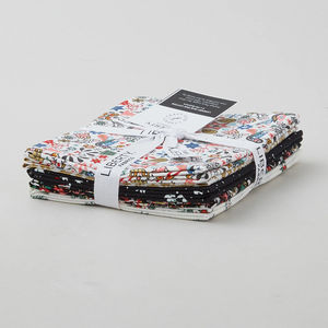 Woodland Christmas A - Favorites 5 Piece Fat Quarter Bundle