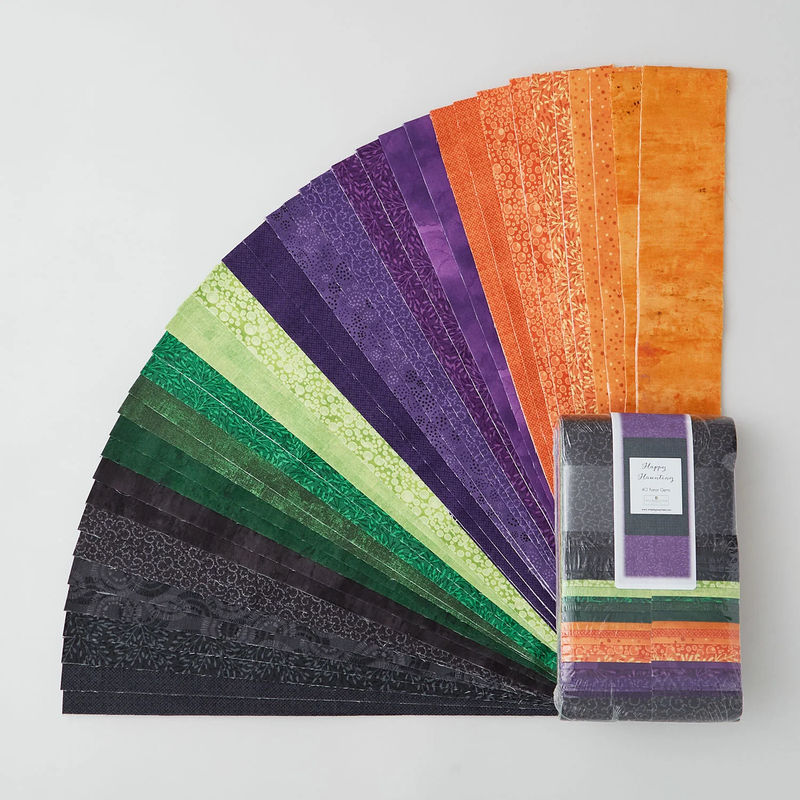 Wilmington Essentials - Happy Haunting 40 Karat Gems