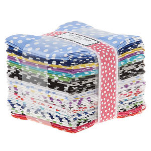 Wilmington Essentials - On the Dot Fat Quarter Gems